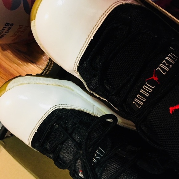 jordan 11 reverse concords